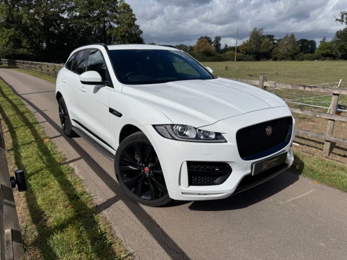 2025 Jaguar F-pace