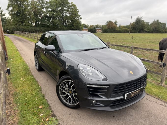 2018 Porsche Macan