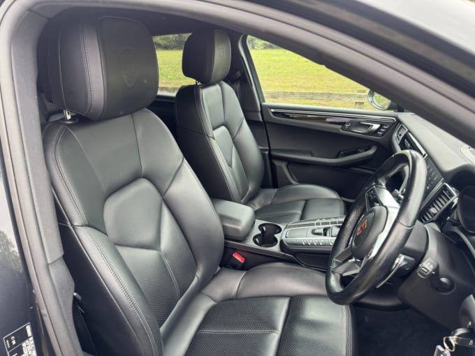 2018 Porsche Macan