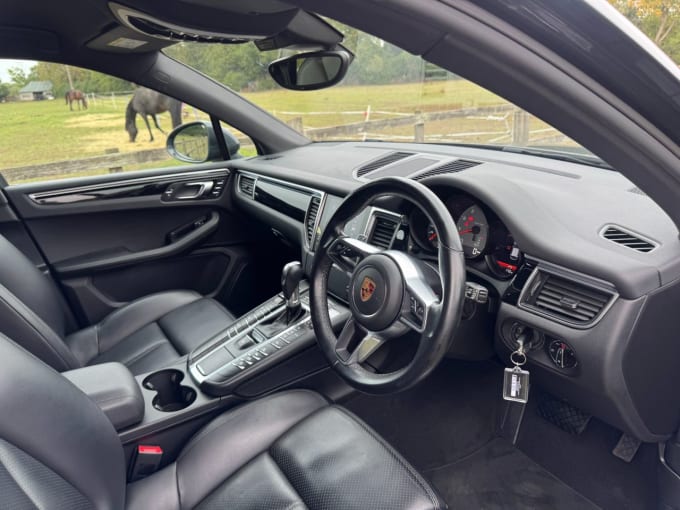 2018 Porsche Macan