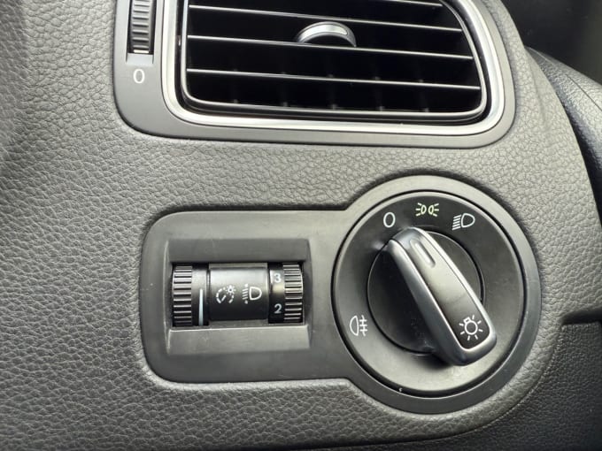 2011 Volkswagen Polo