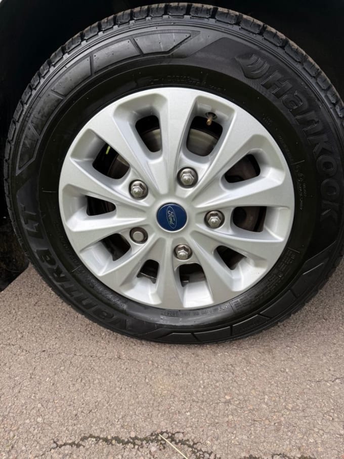 2022 Ford Transit Custom