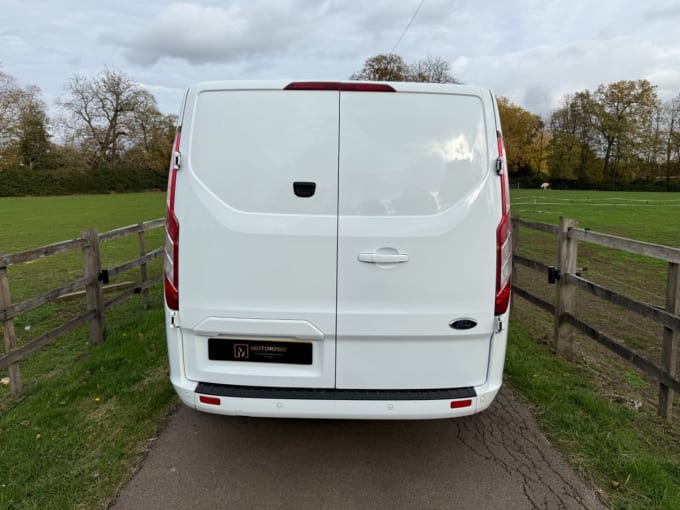 2022 Ford Transit Custom