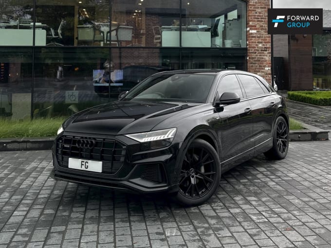 2023 Audi Q8