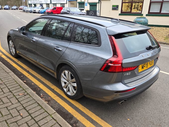 2025 Volvo V60