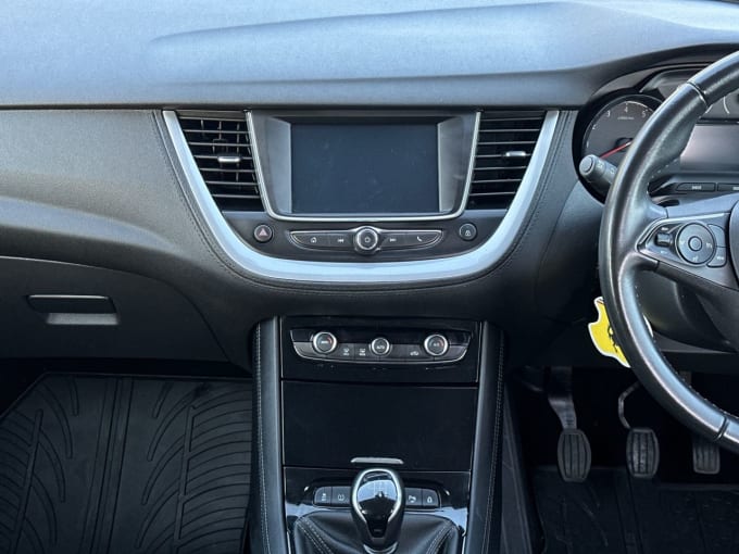 2025 Vauxhall Grandland X