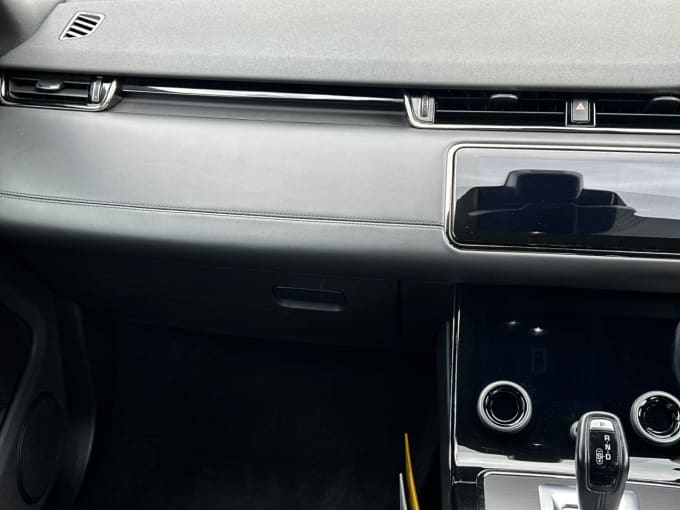 2025 Land Rover Range Rover Evoque