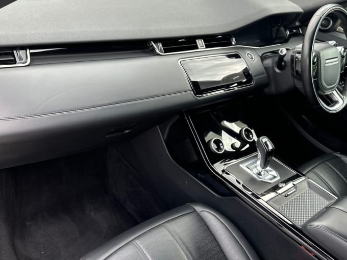 2025 Land Rover Range Rover Evoque