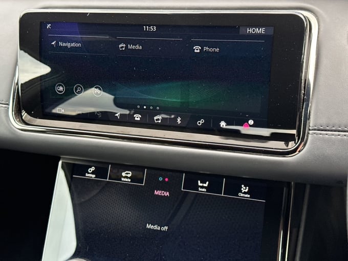 2025 Land Rover Range Rover Evoque