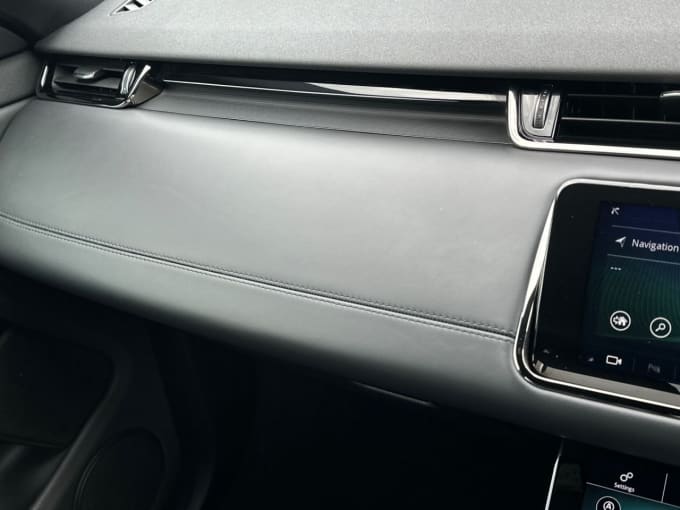 2025 Land Rover Range Rover Evoque