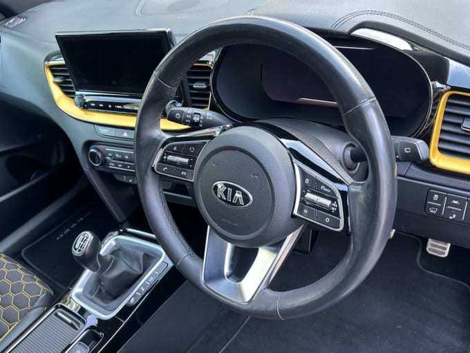 2025 Kia Xceed