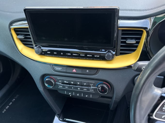 2025 Kia Xceed