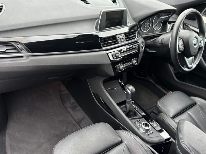 2025 BMW X1