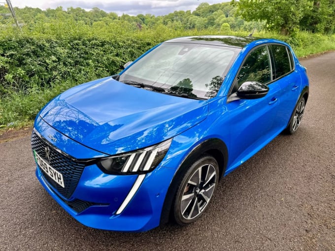 2025 Peugeot E-208