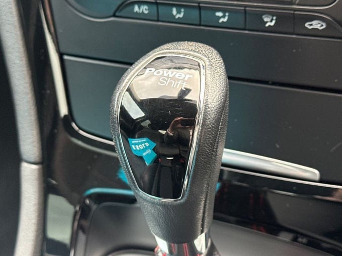 2025 Ford Mondeo