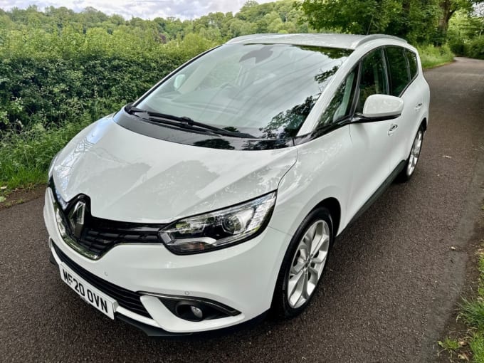 2025 Renault Grand Scenic