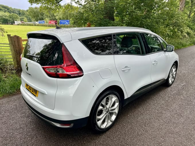 2025 Renault Grand Scenic