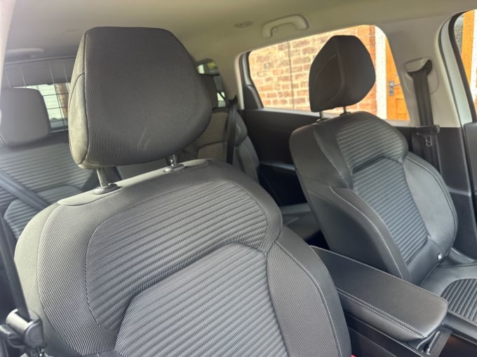 2025 Renault Grand Scenic