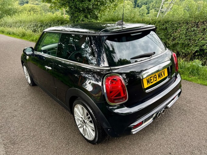 2025 Mini Hatch