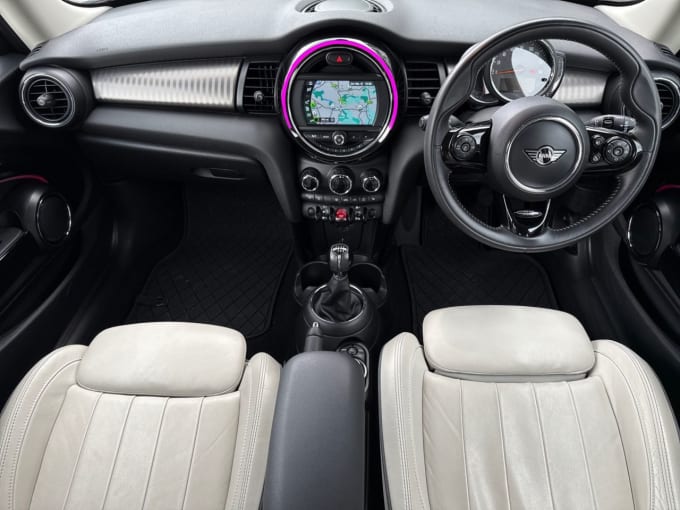 2025 Mini Hatch
