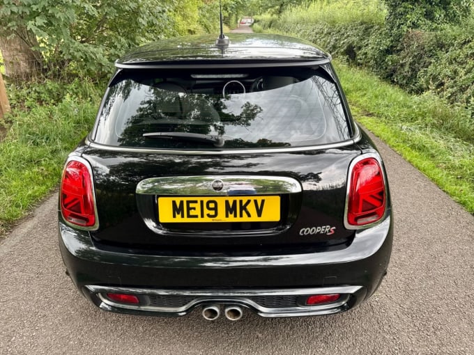2025 Mini Hatch
