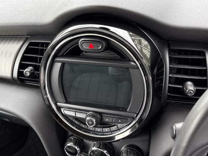 2025 Mini Hatch