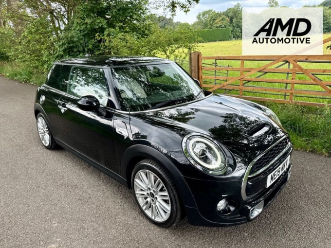 2025 Mini Hatch