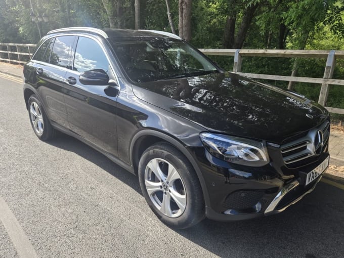 2025 Mercedes-benz Glc
