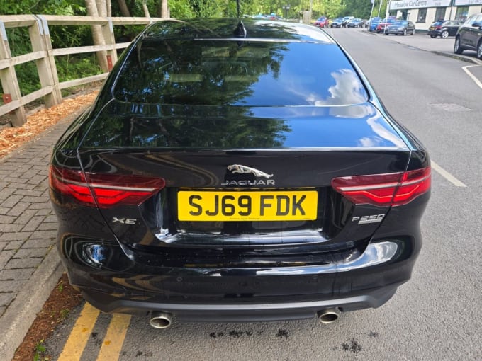 2025 Jaguar Xe