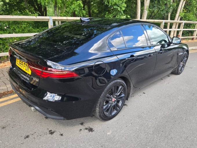 2025 Jaguar Xe