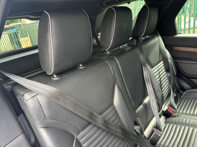 2025 Land Rover Discovery