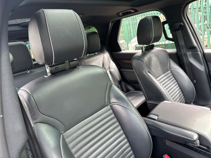 2025 Land Rover Discovery