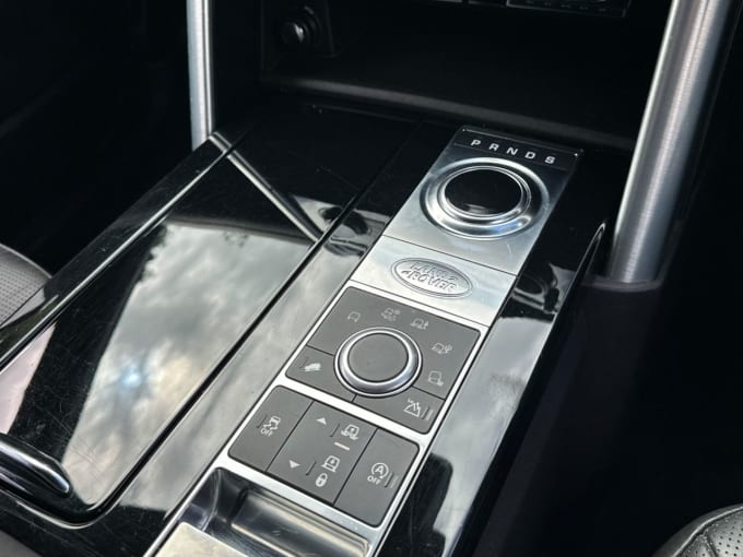 2025 Land Rover Discovery