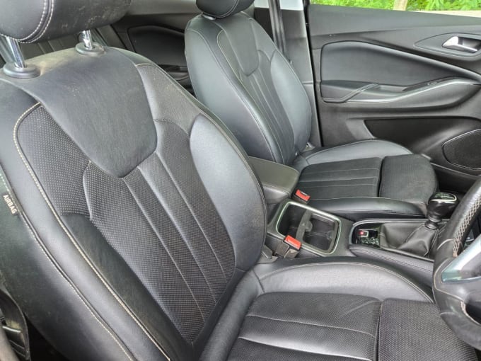 2025 Vauxhall Grandland X