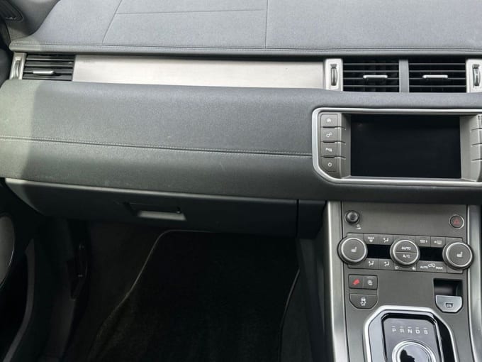 2025 Land Rover Range Rover Evoque