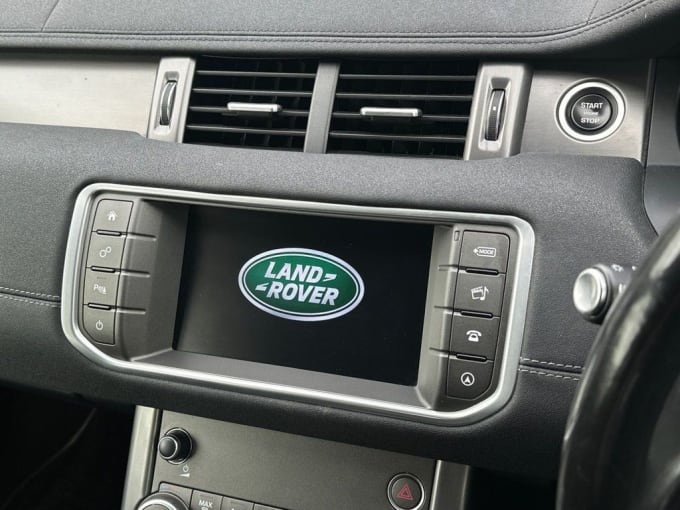 2025 Land Rover Range Rover Evoque