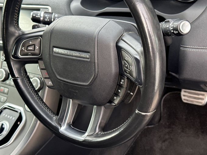 2025 Land Rover Range Rover Evoque