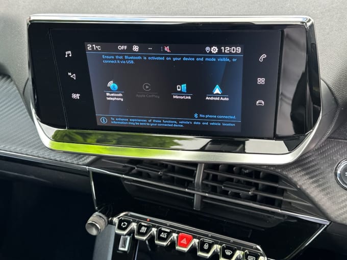 2025 Peugeot 2008