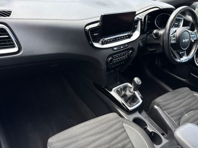 2025 Kia Ceed