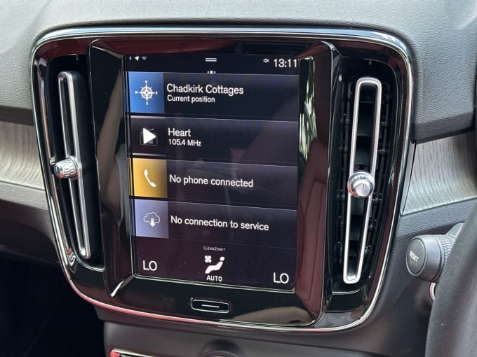 2025 Volvo Xc40
