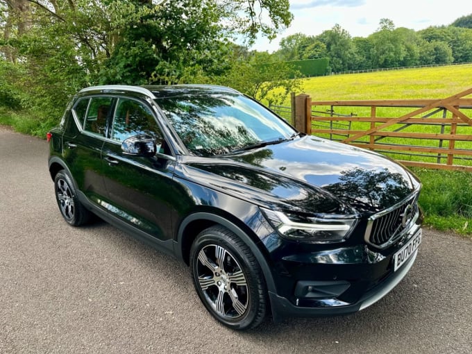 2025 Volvo Xc40