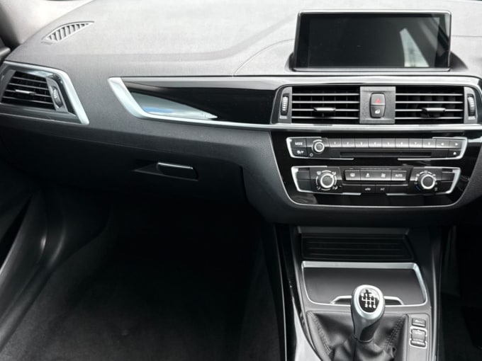 2025 BMW 1 Series