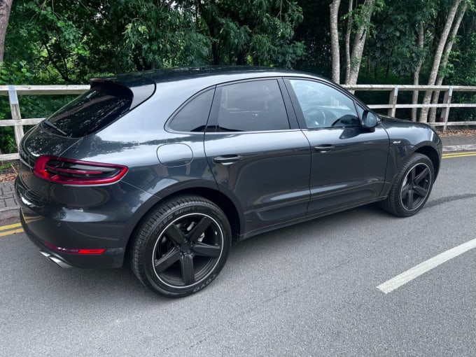 2025 Porsche Macan