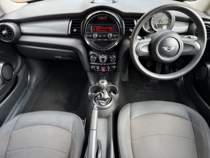 2025 Mini Hatch