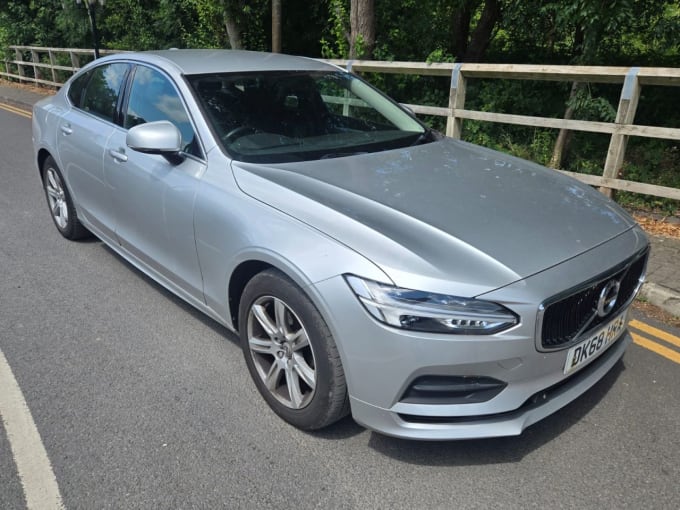 2025 Volvo S90