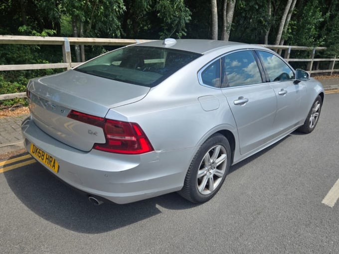 2025 Volvo S90