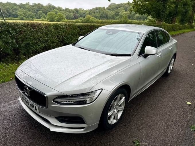 2025 Volvo S90