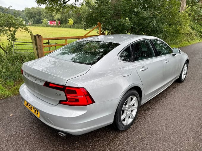 2025 Volvo S90