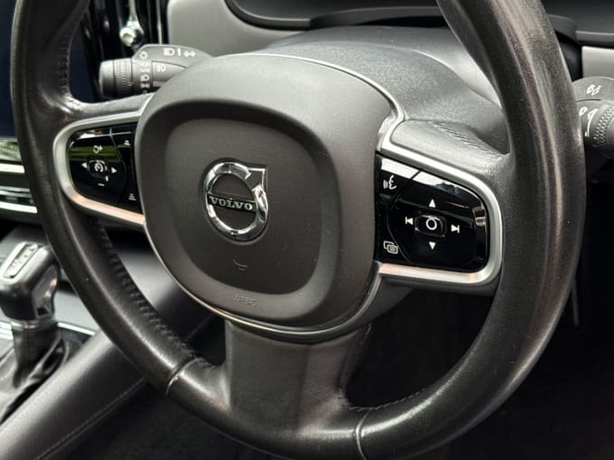 2025 Volvo S90