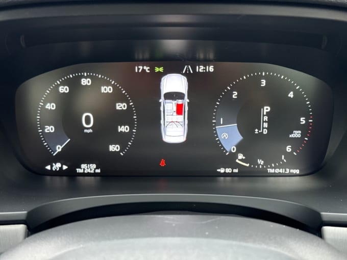 2025 Volvo S90